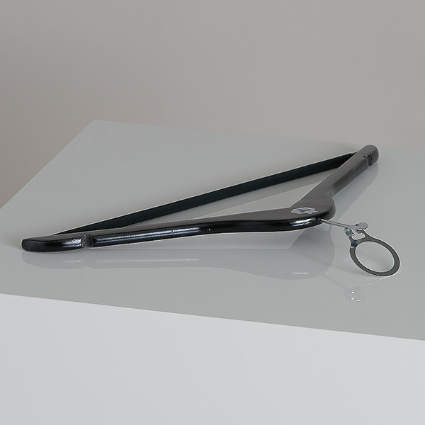 Kledinghanger anti-diefstal hout – zwart