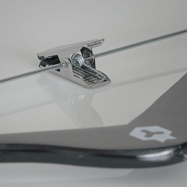Clothes hanger with skirt clips - black
